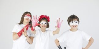 Il cantautore cesenate Kurger sostiene “Casa di gesso” di Aidoru, la scuolina di teatro e arti sceniche per i più piccoli (FOTO)