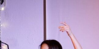 Valeria Pusceddu in Maleducazione domenica 8 agosto alla Fabbrica delle Candele