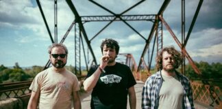 Il rock modenese dei Fakir Thongs sul palco della Tenda