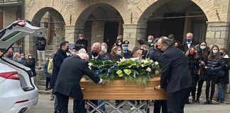 Ieri il funerale del dottor Umberto Guiducci a Villa Minozzo