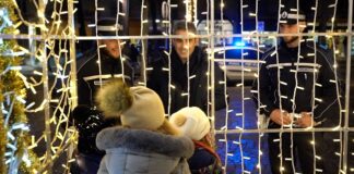 Natale 2021, gli auguri del Sindaco Federico Pizzarotti