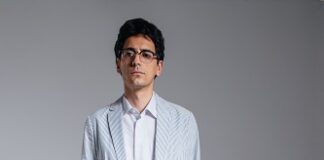 Valerio Lundini: parte mercoledì 1 dicembre il primo tour ‘nei bei teatri’