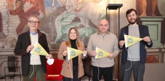 In piazza Travaglio un nuovo ‘Punto bici’ Fiab a disposizione di ferraresi e turisti
