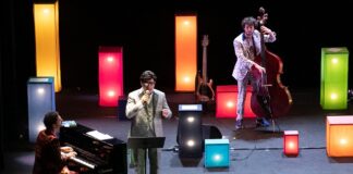 ‘Ci vuole orecchio – Elio canta e recita Enzo Jannacci’ dal 4 al 6 marzo al Teatro Duse di Bologna
