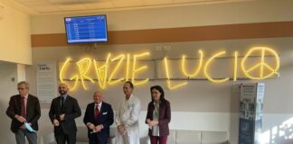 La luminaria “Grazie Lucio” donata alla Fondazione Sant’Orsola di Bologna dal mecenate Francesco Amante