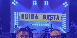 Cattolica “guida e basta”, la grande musica contro le distrazioni al volante