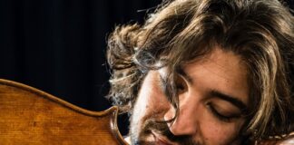 Il violoncellista Jacopo di Tonno sostituisce Enrico Bronzi nel concerto con Quartetto Noûs stasera a Parma