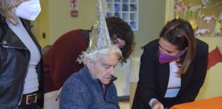 Anche la sindaca Tarasconi alla festa per i 102 anni della signora Valeria”