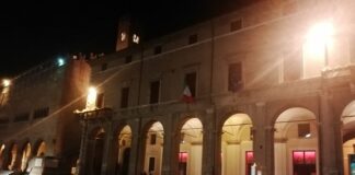 La spesa contadina in centro storico si apre alle scuole