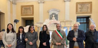 Natale: inaugurato il Presepio in Municipio