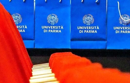 Un nuovo additivo “green” per pavimentazioni stradali drenanti e sostenibili: brevettata l’invenzione frutto della ricerca dell’Università di Parma