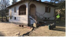 Stamattina frana a Villa Sasso Nero, nel comune di Monterenzio (Bo)