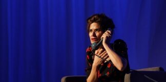 Anna Bonaiuto e Valentina Cervi al Teatro Galli con “Addio Fantasmi”