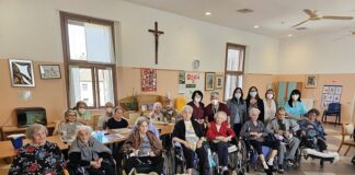 Giornata della Donna tra poesie e dolcezza per le ospiti dell’Asp di via Ripagrande