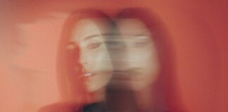 “Lasciami Cadere” nuovo singolo di Lisa Manara