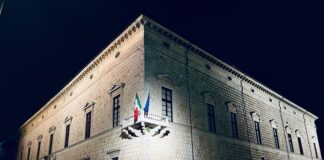 Officina Repost Diorama il 12 maggio a Palazzo dei Diamanti con apertura serale della mostra