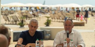 Dal 1° luglio sulla spiaggia “Tutti al mare”, la mostra fotografica diffusa che racconta 180 anni di vacanza a Rimini