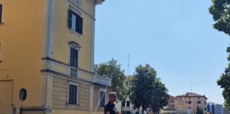 Anziana smarrita, accompagnata a casa dalla Polizia locale
