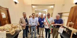 “Il genio di Leonardo in pace e in guerra”. Le macchine dei famosi Codici di Leonardo riprodotte in scala da Umberto Bellini