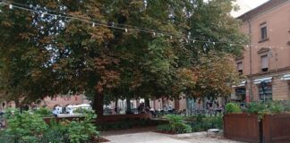 In piazza della Repubblica a Ferrara terminati gli interventi di abbattimento delle barriere architettoniche