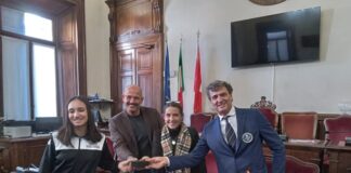 Stamani in Municipio l’incontro della sindaca Katia Tarasconi con l’Asd Karate Farnesiana Piacenza