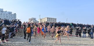 Riccione saluta il 2024 con il Tuffo di Capodanno