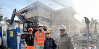 Scuola Repubblica, al via la demolizione