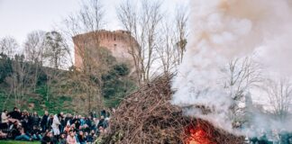 Domenica 3 marzo in scena i Lòm a Mêrz alla Torre di Oriolo