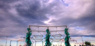 Il meteo incerto non scoraggia i turisti