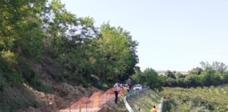 Lavori post-alluvione in collina: proseguono gli interventi di ripristino in via Chiesa di Casale (FOTO)