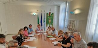 Un nuovo regolamento comunale sul commercio per limitare al massimo l’“effetto bazar”