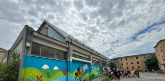 Street art, inaugurati ieri i murales realizzati presso le scuole Dante e Carducci e a Spazio 2