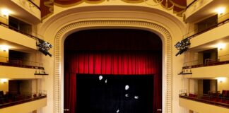 Al Teatro Duse di Bologna ‘Silenzio’, il ‘Sipario d’autore’ di Lorenzo Puglisi