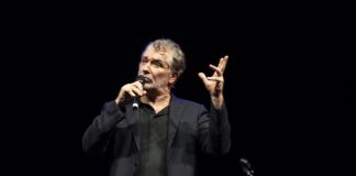 Gioele Dix in “Ma per fortuna che c’era il Gaber” il 15 e 16 novembre 2024 al Teatro Celebrazioni di Bologna