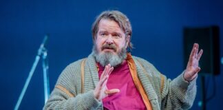 Giuseppe Battiston in “LA VALIGIA – In viaggio con Dovlatov ” il 13 e 14 novembre al Teatro Municipale di Piacenza