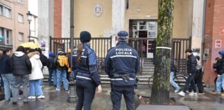 Via della Costituente: agenti della Polizia Locale al lavoro