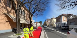 Rifacimento della segnaletica stradale orizzontale e verticale e mappatura delle strade su cui intervenire con opere di manutenzione straordinaria (FOTO)