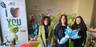 Fondazione Ant, fino a fine aprile il negozio solidale attende i cittadini in piazza Municipio a Ferrara