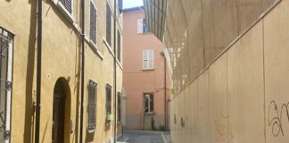 Rifacimento delle condotte di acqua e gas in via Dandini (FOTO)