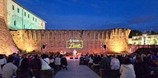SGR Live 2025: Massimo Marches questa sera all’arena Francesca da Rimini