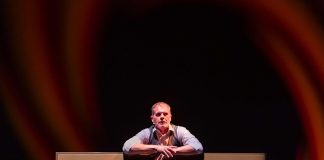 ‘Donald’ di e con Stefano Massini dal 23 al 25 gennaio in scena al Teatro Duse