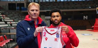 Stephen Brown si presenta alla vigilia dell’esordio ufficiale