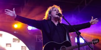 Massimo Di Cataldo con “Se adesso te ne vai 1996–2026” il 14 gennaio al Teatro Dehon