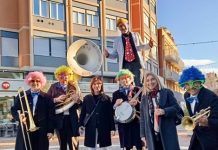 Carnevale dei Bambini, a Cattolica centinaia di mascherine in piazza Roosevelt