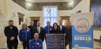 I Dire Straits Over Gold portano energia rock sul palco del Teatro Comunale in sostegno dell’Associazione Giulia