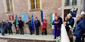 A Ferrara una targa dedicata alle vittime bombardamenti 1943 e il 1945 – Intervento ass. Gulinelli