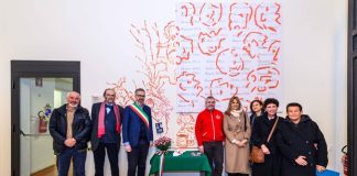 18 marzo, Giornata nazionale in memoria delle vittime del Covid, la commemorazione e scopertura dell’opera d’arte collettiva a Palazzo d’Accursio – FOTO