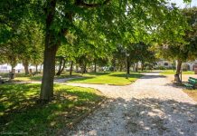 Villa Mussolini, via libera del Consiglio comunale: autorizzato l’acquisto della storica dimora di viale Milano