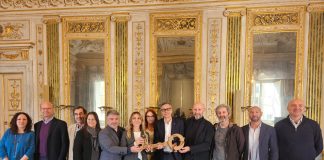 Parma capitale del riciclo di carta e cartone 2026: il Comune raccoglie il testimone da Lucca