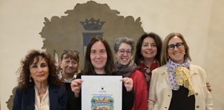 “Di mano in mano”: a Ferrara il mercatino solidale che dona nuova vita agli oggetti e sostiene il Sav